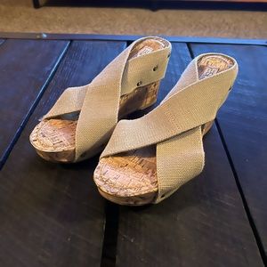 Esprit Platform Sandals